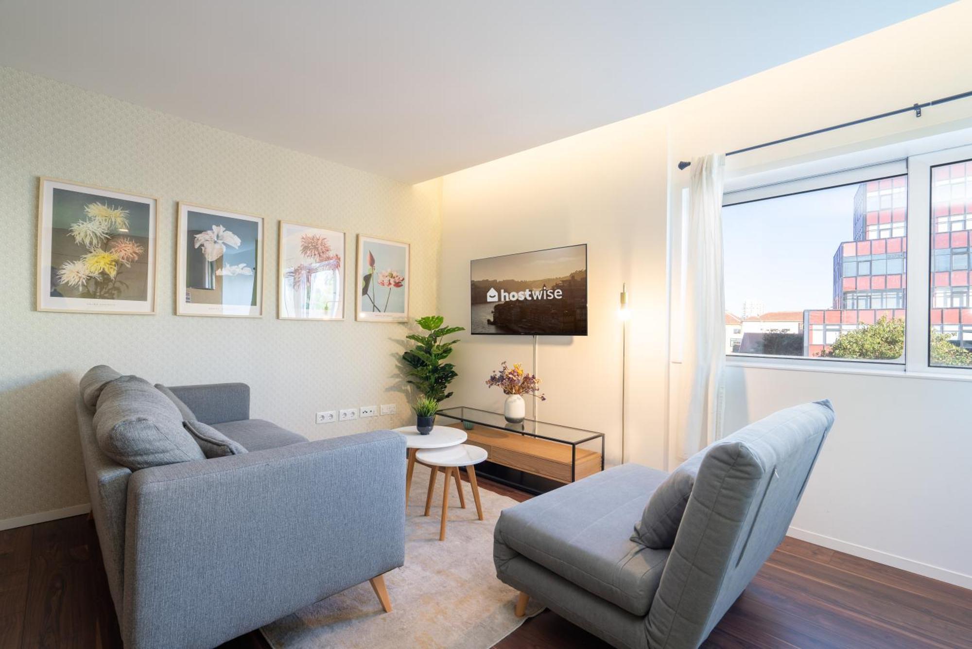 ポルトHost Wise - Restful Minimalist Flat - Balconyアパートメント エクステリア 写真