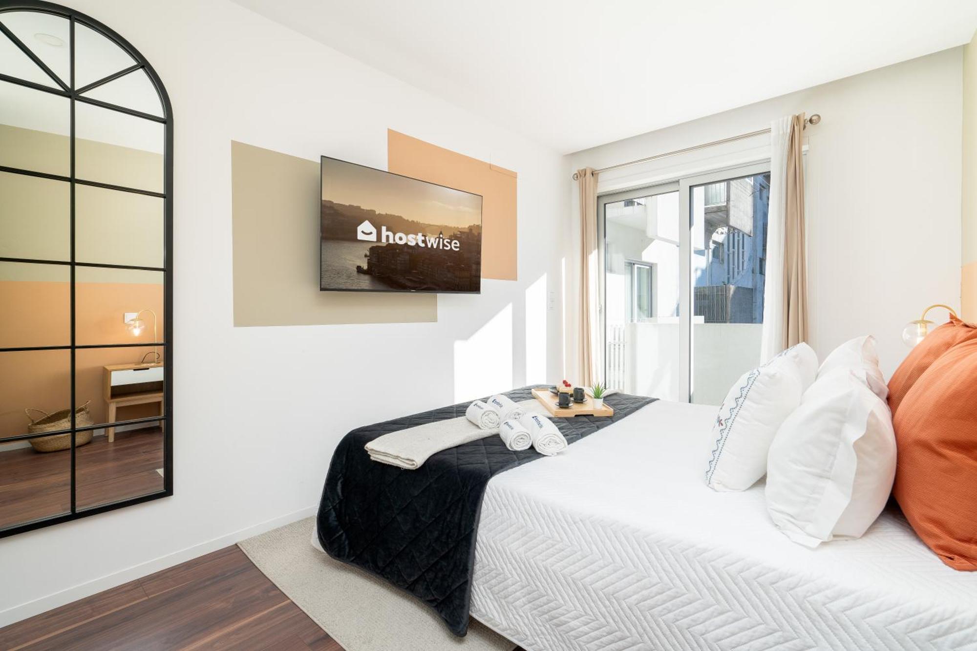ポルトHost Wise - Restful Minimalist Flat - Balconyアパートメント エクステリア 写真
